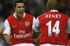 开云网页-_火山脚下的极限竞技：挑战自然的力量_，火山脚下是哪座城市