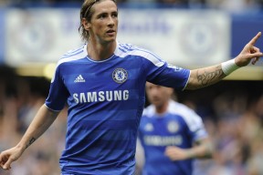 开云下载-_跨界合作：体育品牌与时尚设计师联名系列_，著名体育品牌服装品牌