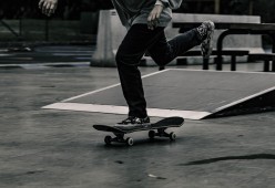 开云体育中国官网-_户外露营+极限运动：体验生活新方式_，户外露营全攻略 pdf