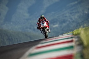 流畅的控球战术引领巴萨在西甲保持强势，巴萨控球率达81%